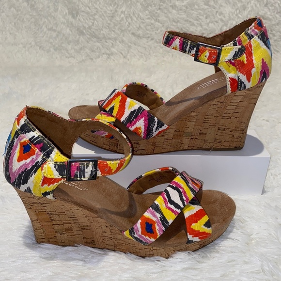 Toms Shoes - Toms  Wedge Southwest blue yellow Aztec colorful print heel sandals cork 9.5